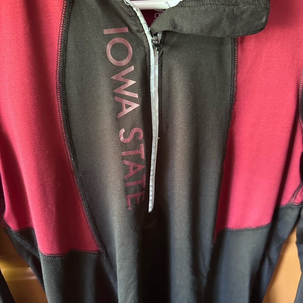 Rivalry Threads Iowa State Half Zip - Picture 4 of 5